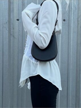 HANWEN STUDIOS NY Designer Black Leather Saddle Bag w/ Detachable Coin Purse GUC